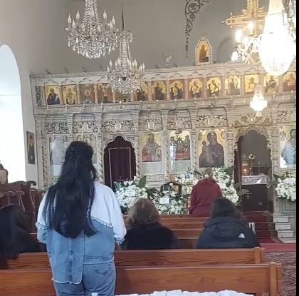 مشاهد من وداع السيدة فيروز لنجلها الراحل 